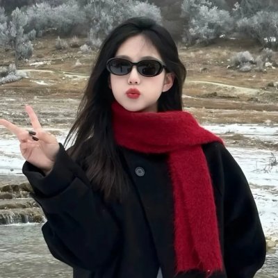 甜蜜寂寞女孩
