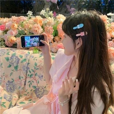 男人与婴儿